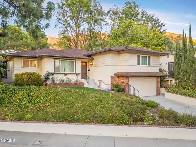 3641 Los Amigos Street, La Crescenta, CA 91214