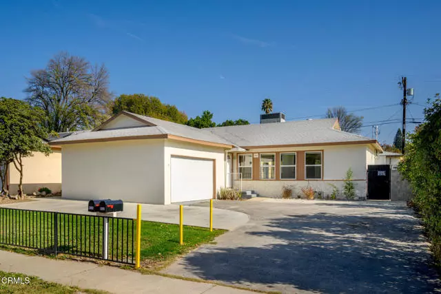 8534 Garden Grove Avenue, Northridge (los Angeles), CA 91325