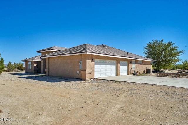 11427 Meridian Road, Lucerne Valley, CA 92356