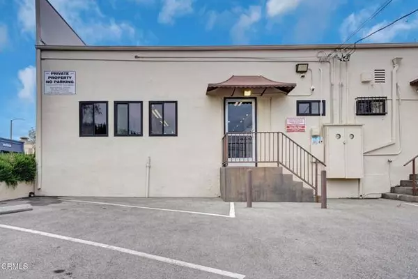 La Canada Flintridge, CA 91011,930 Foothill Boulevard