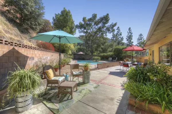 5822 Ocean View Boulevard, La Canada Flintridge, CA 91011