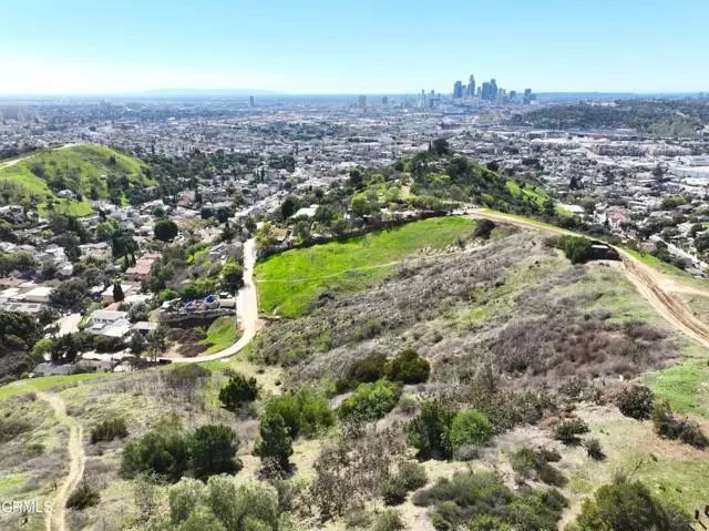 Santa Barbara, CA 90031,1 Fenn Street