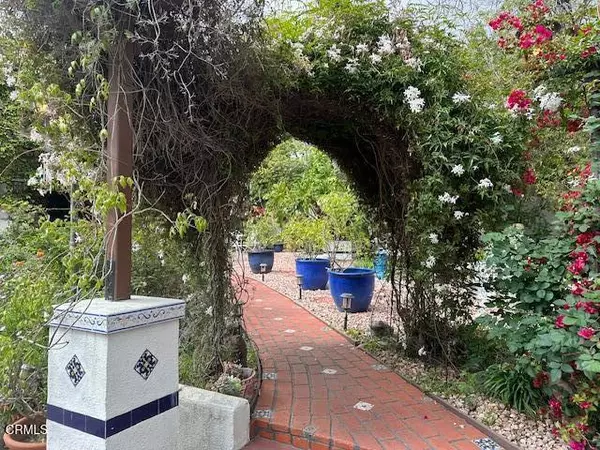 Altadena, CA 91001,2393 Allen Avenue