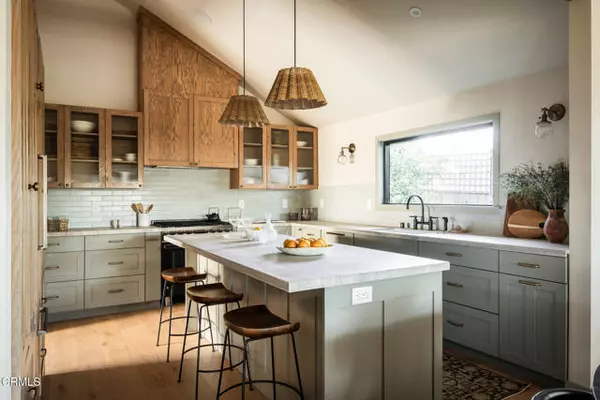 Los Angeles, CA 90042,5141 MERIDIAN Street