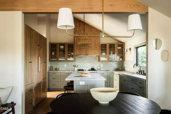 Los Angeles, CA 90042,5141 MERIDIAN Street