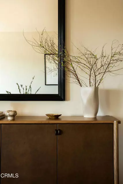 Los Angeles, CA 90042,5141 MERIDIAN Street