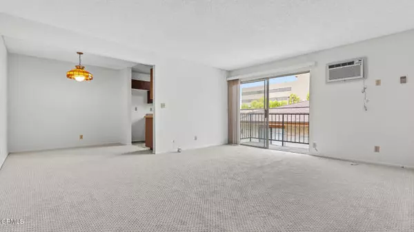 409 Burchett Street #210, Glendale, CA 91203