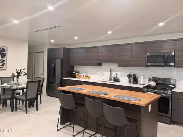 6735 Yucca Street #310, Los Angeles, CA 90028