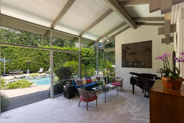 Altadena, CA 91001,2279 Midwick Drive