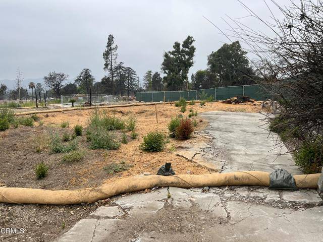 Altadena, CA 91001,3085 Lake Avenue