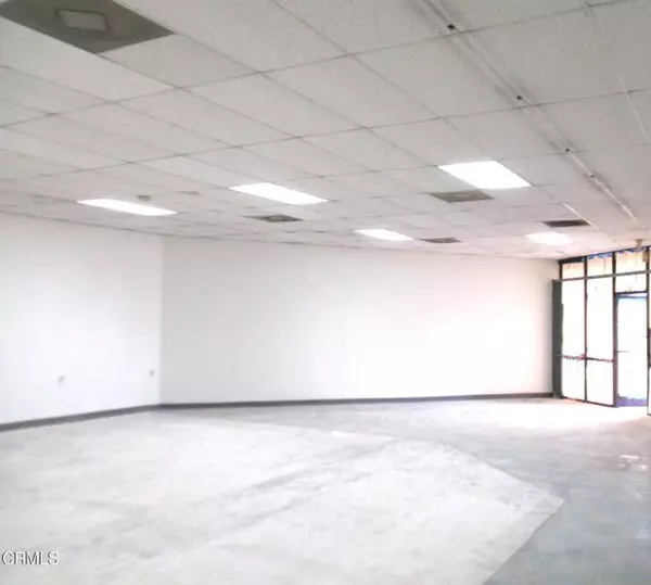 Inglewood, CA 90303,10901 Crenshaw Boulevard