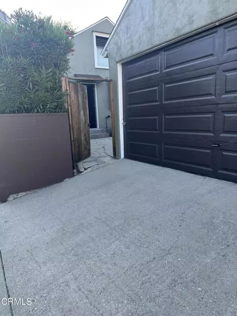 Altadena, CA 91001,553 W Woodbury Road