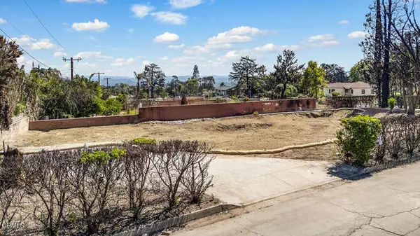 Altadena, CA 91001,1068 Dolores Dr