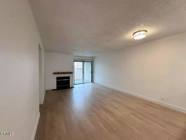 Glendale, CA 91214,3239 Altura Avenue #4