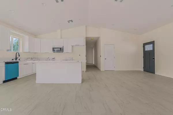 Littlerock (also Little Rock), CA 93543,9860 E Avenue S-8