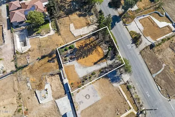 Altadena, CA 91001,2975 Santa Anita Avenue