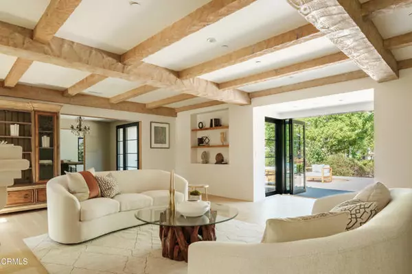 Altadena, CA 91001,1905 Midlothian Drive