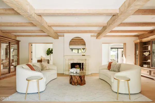 Altadena, CA 91001,1905 Midlothian Drive