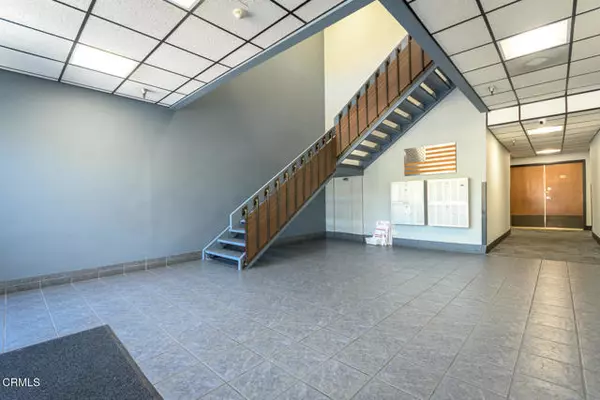 Tujunga (los Angeles), CA 91042,6708 Foothill Boulevard