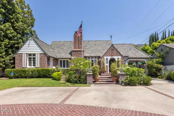 369 W Kenneth Road, Glendale, CA 91202