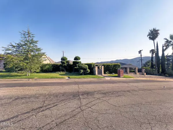 La Crescenta, CA 91214,3058 Cloudcrest Road