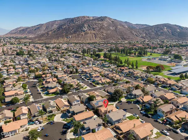 Fontana, CA 92337,15492 Somerset Court