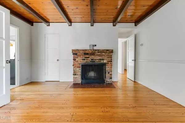 Valley Village, CA 91607,5622 Bellingham Avenue