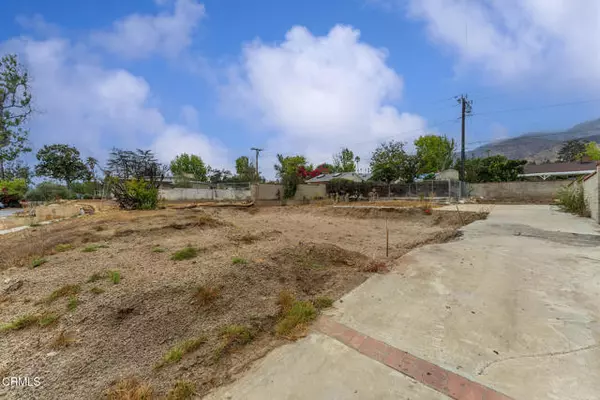 Altadena, CA 91001,1685 E Calaveras Street