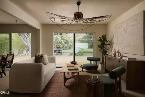 Los Angeles, CA 90065,4781 Round Top Drive