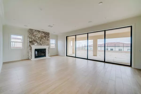 Porter Ranch (los Angeles), CA 91326,20156 W Cromwell Way