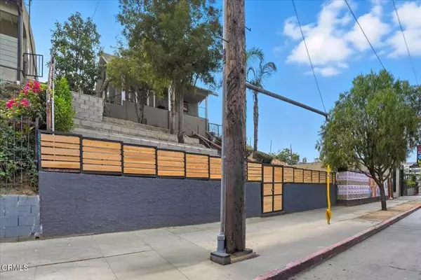 Los Angeles, CA 90026,1488 W Sunset Boulevard #1/4