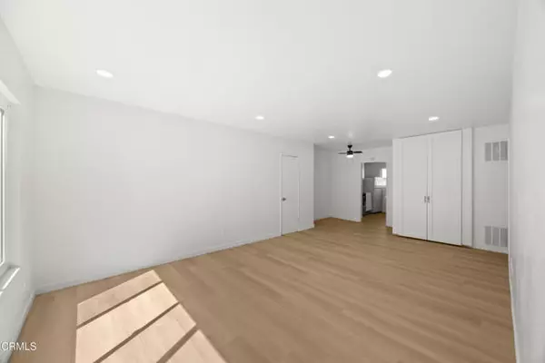 Pasadena, CA 91106,121 S Chester Avenue #5