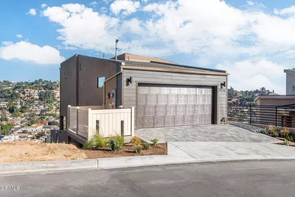 Los Angeles, CA 90065,3874 W Point Drive