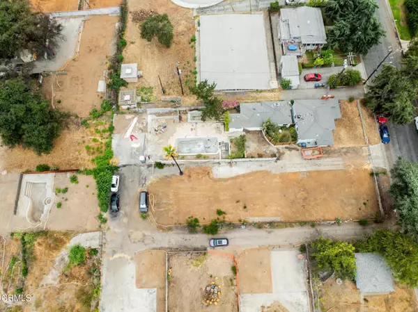 Altadena, CA 91001,740 E Poppyfields Drive