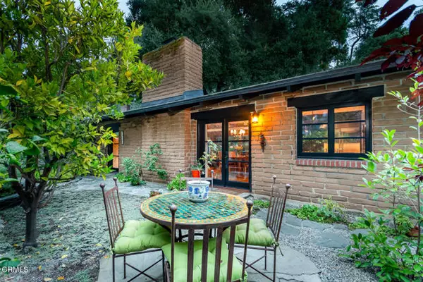 La Canada Flintridge, CA 91011,5260 Palm Drive