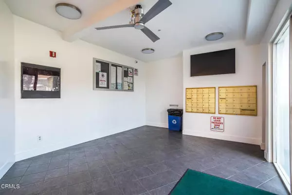 Los Angeles, CA 90032,4750 Templeton Street #1211