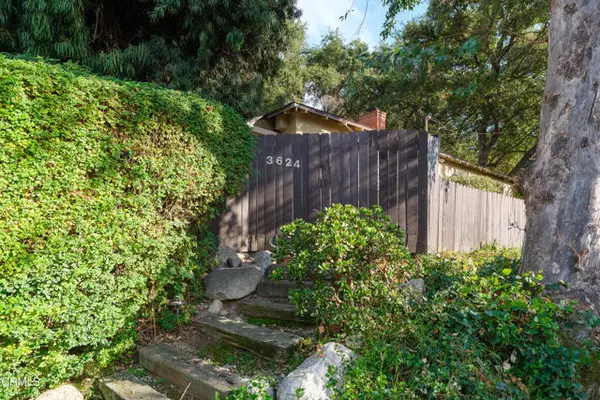 Altadena, CA 91001,3624 Canyon Crest Road