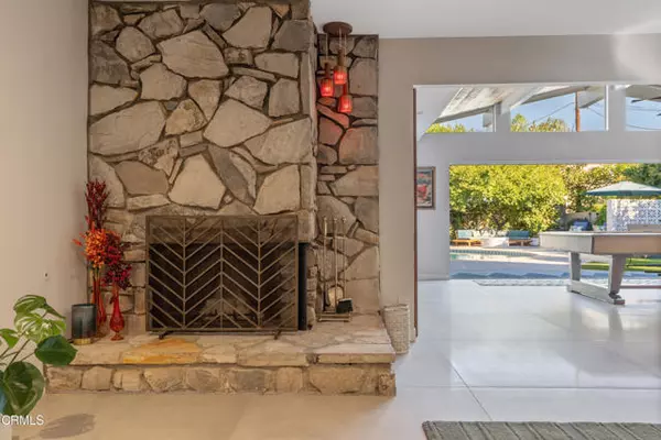 North Hollywood (los Angeles), CA 91605,7820 Ampere Avenue