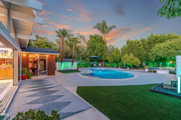 North Hollywood (los Angeles), CA 91605,7820 Ampere Avenue