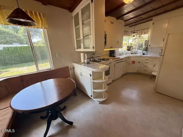 La Canada Flintridge, CA 91011,4531 Alcorn Drive