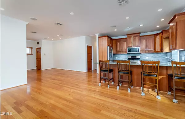 Tujunga (los Angeles), CA 91042,6830 Day Street