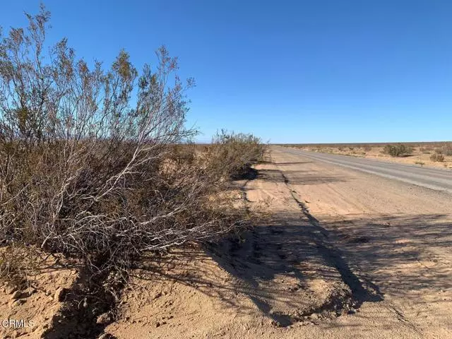 Lancaster, CA 93535,140 F8 Street