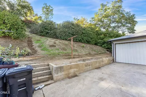 Glendale, CA 91205,1615 S Adams Street