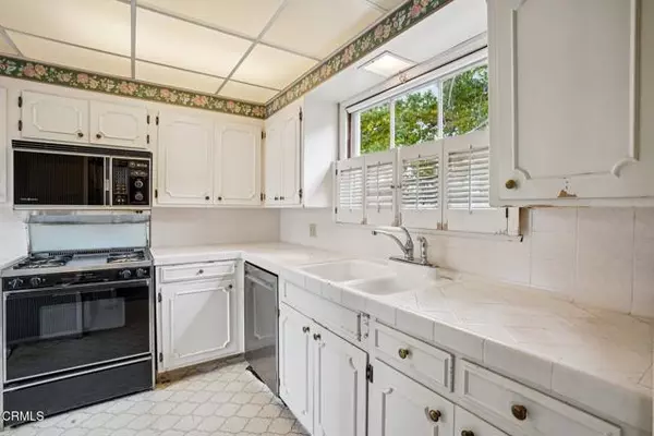 San Marino, CA 91108,2295 Brentford Road