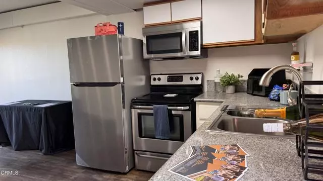 Long Beach, CA 90813,1450 Locust Avenue #425