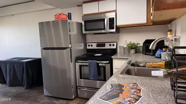 1450 Locust Avenue #425, Long Beach, CA 90813