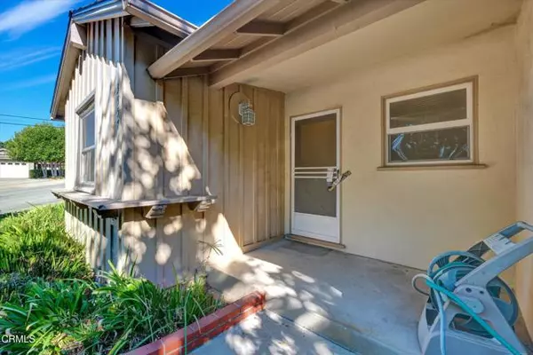 Glendale, CA 91214,3557 Burritt Way