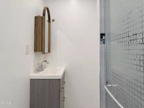 Los Angeles, CA 90026,1827 Santa Ynez Street #C