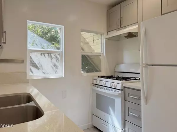 1827 Santa Ynez Street #C, Los Angeles, CA 90026