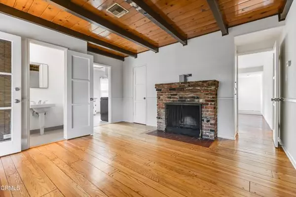 Valley Village, CA 91607,5622 Bellingham Avenue